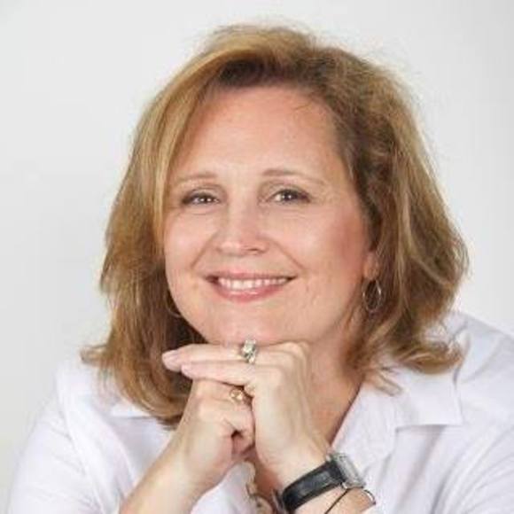 Meet your Posher, Karen - Picture 1 of 1